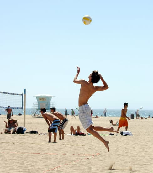 Benefits of playing Beach volleyball as an indoor Player